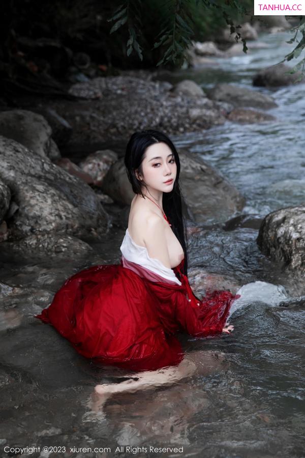   [XiuRen]高清写真图 2023.08.28 No.7295 严利娅Yuliya 妲己美臀第42张图片